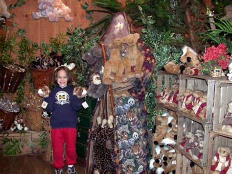 boyds bear factory we are closed